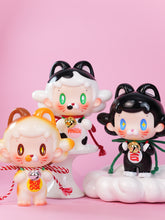 TOTO Vinyl Lucky Cat Series - 3 Styles Black Cat Cow Cat Calico 13cm